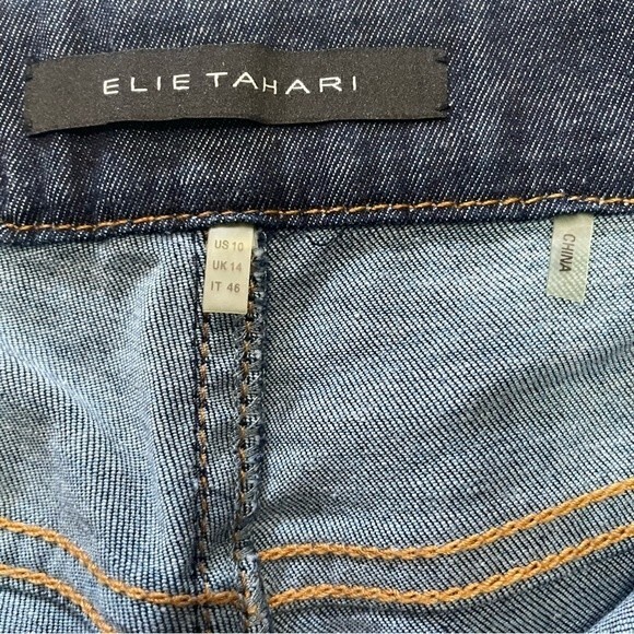Elie Tahari Dark Blue Denim Straight Jeans with Faux Pockets, size 10 - Picture 7 of 10